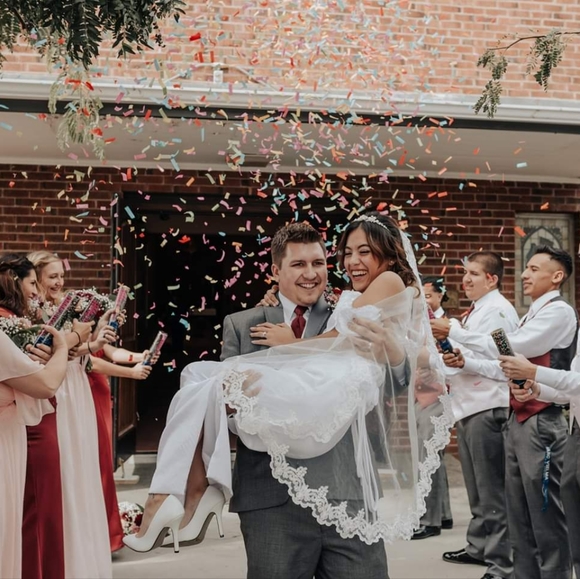 Meet your Posher, Lucero - Picture 2 of 4